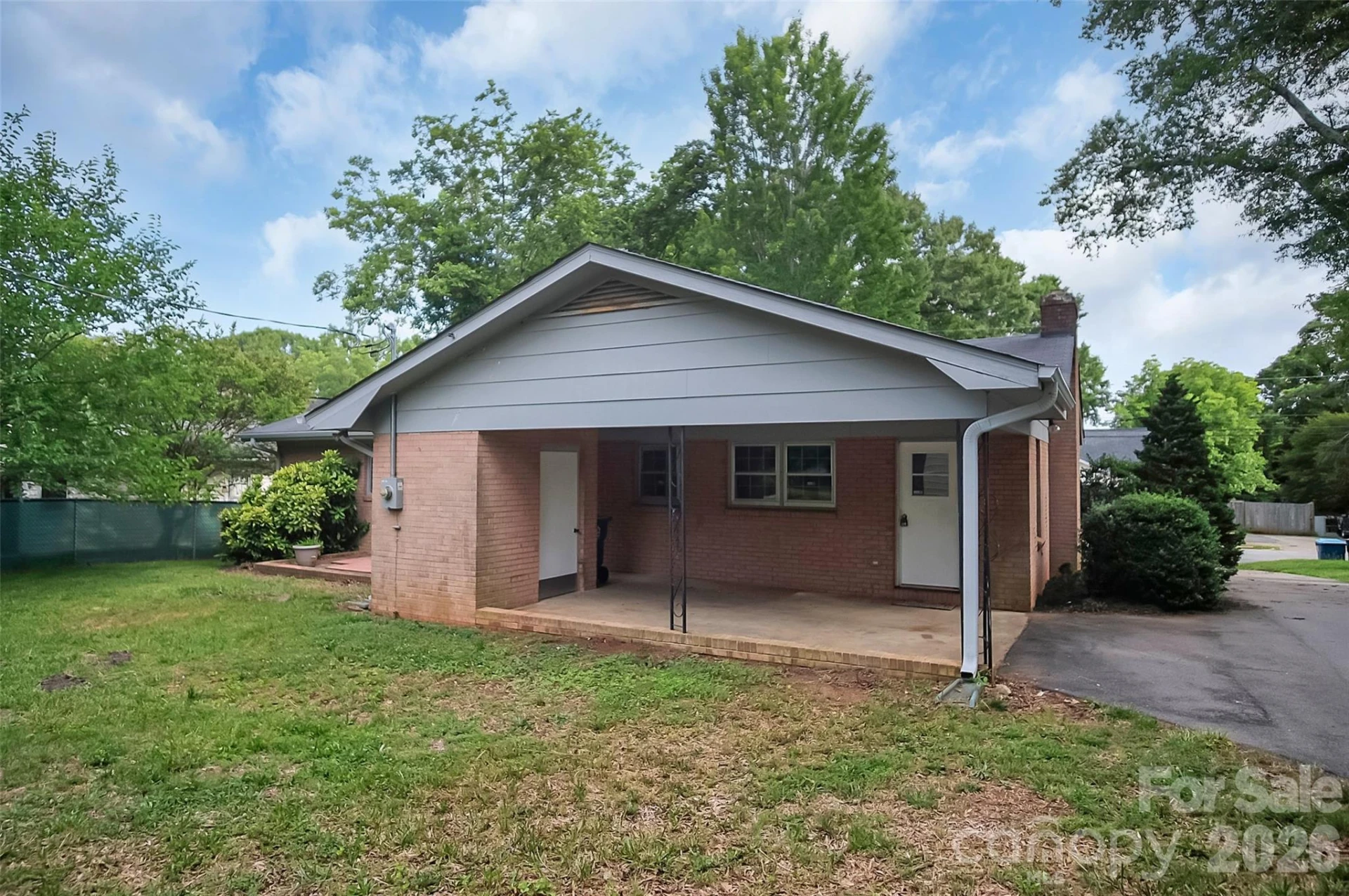 327 Arlington Street - Photo 23