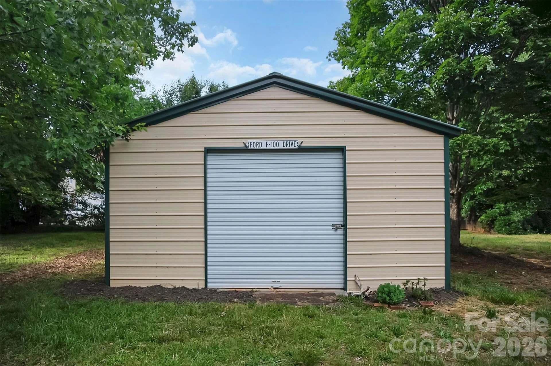 327 Arlington Street - Photo 27