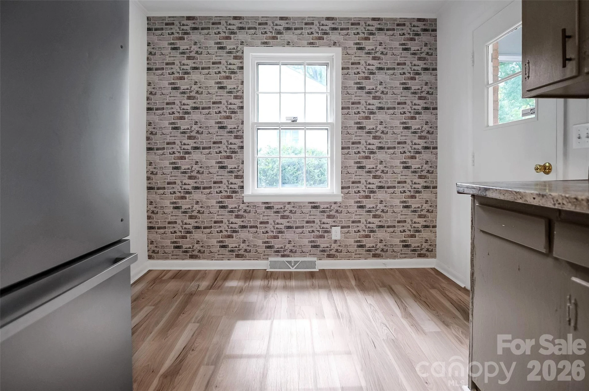 327 Arlington Street - Photo 10