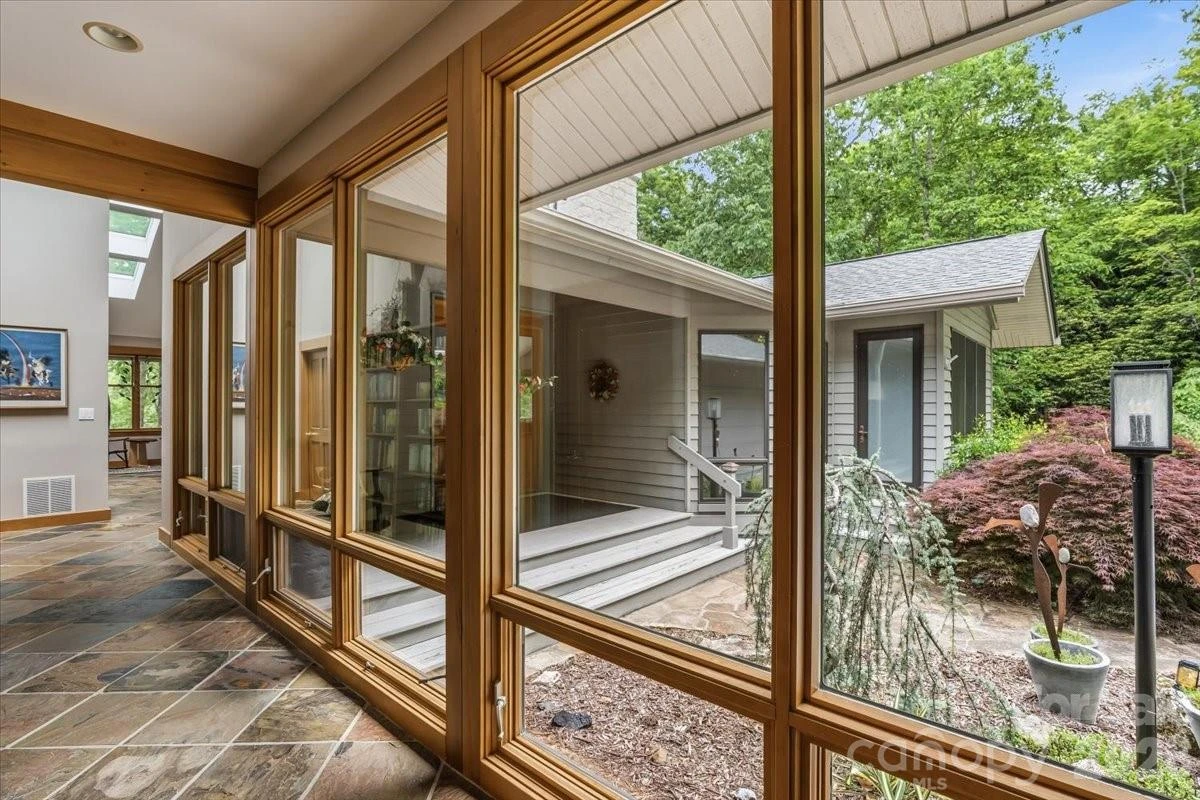 466 Sweetwater Lane - Photo 17