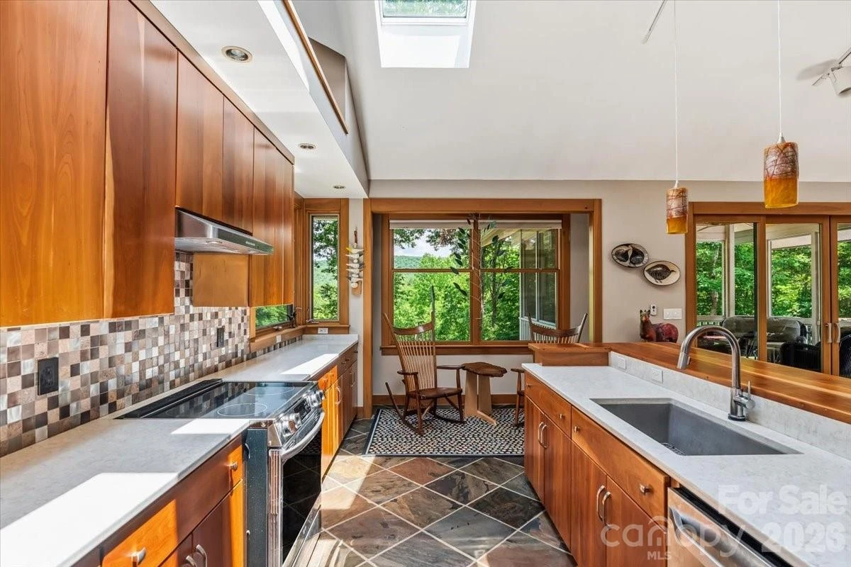 466 Sweetwater Lane - Photo 9