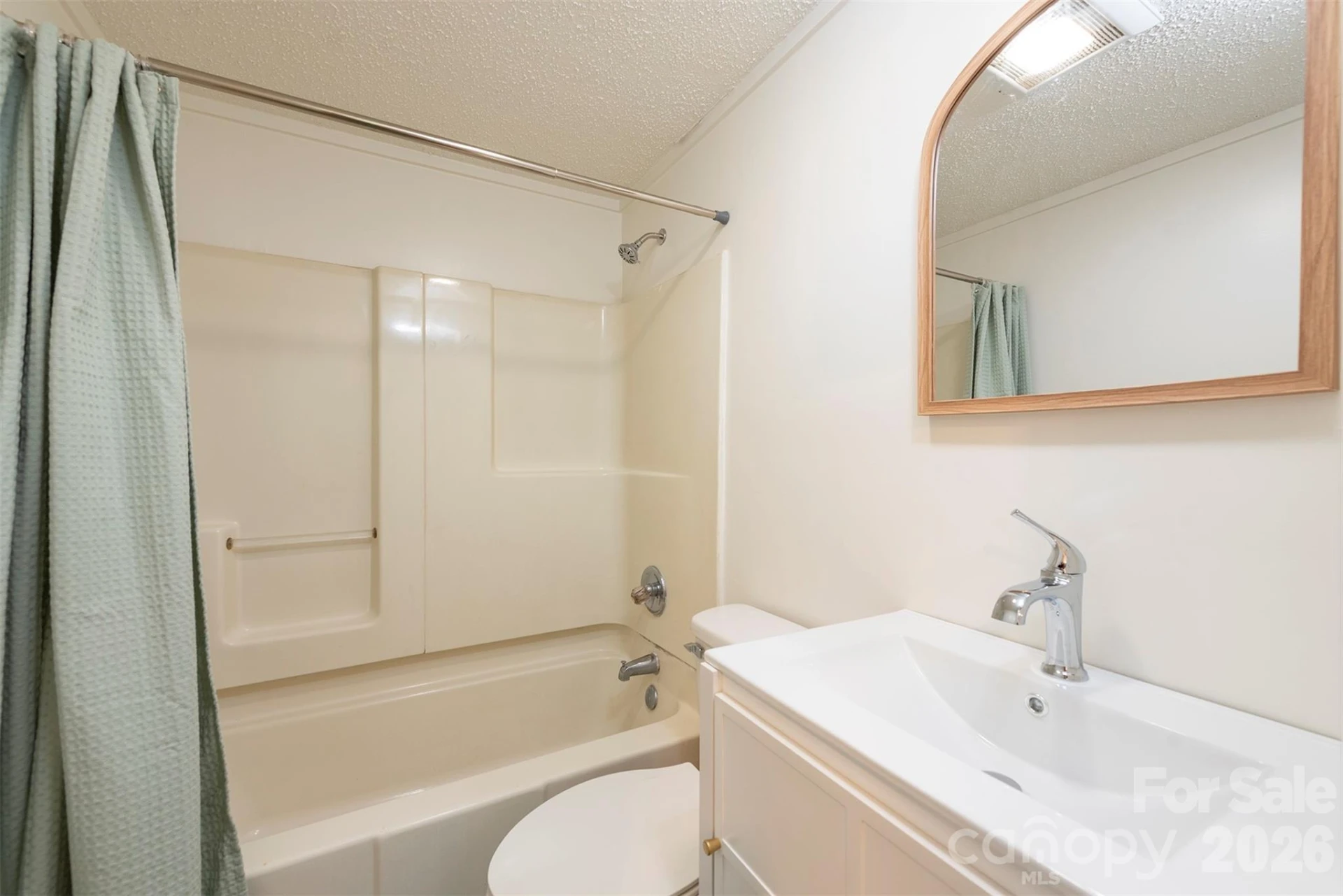 215 Merchant Street - Photo 15