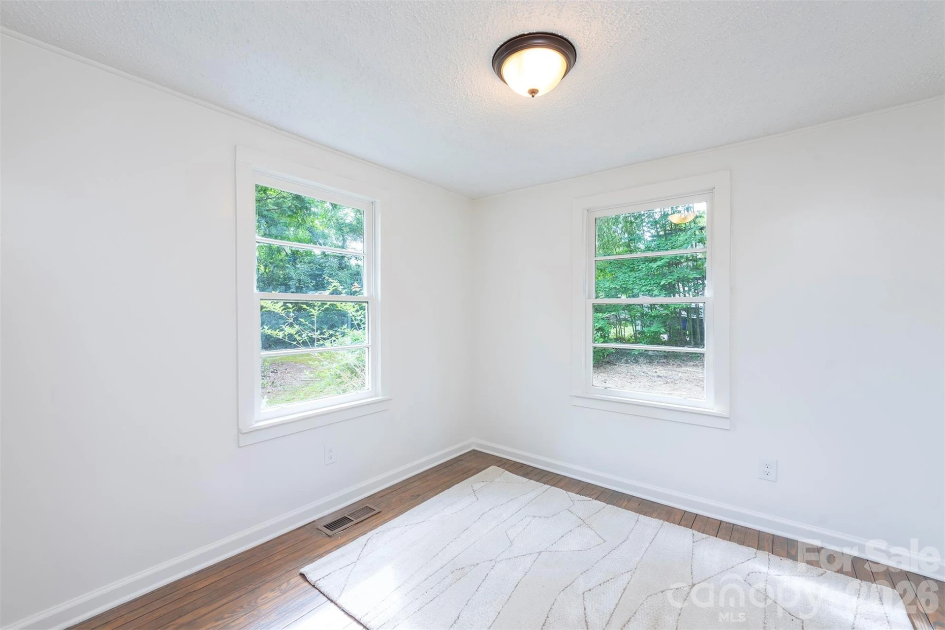 215 Merchant Street - Photo 17
