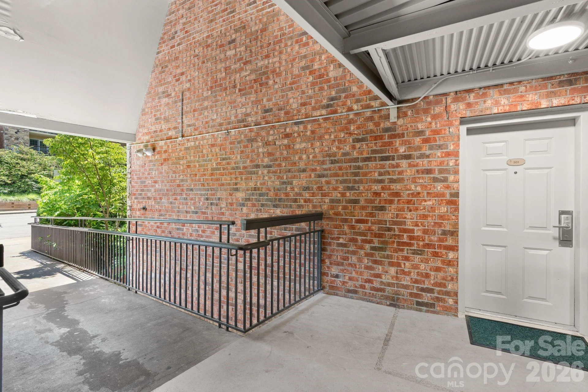301 Bowling Park Road - Photo 21