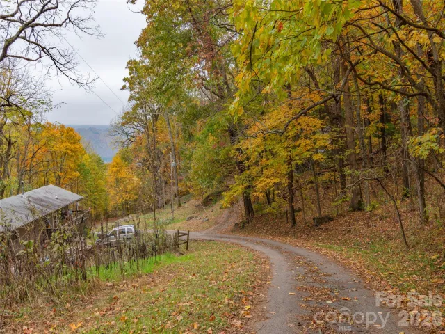 000 Sleepy Hollow Lane
