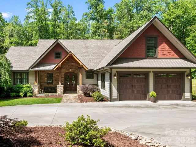 80 Highlander Falls Way, Zirconia, NC, 28790