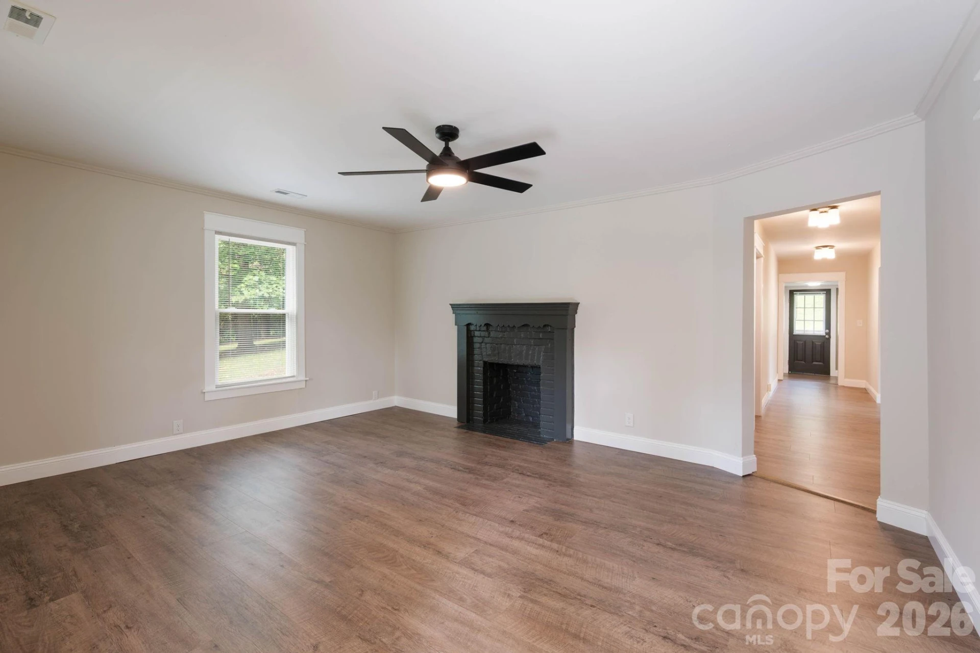 147 N Hillside Street - Photo 11