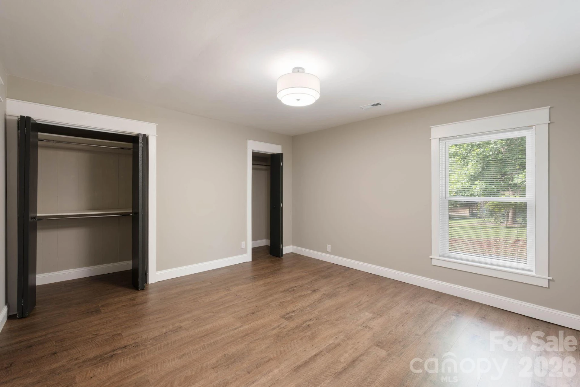 147 N Hillside Street - Photo 14