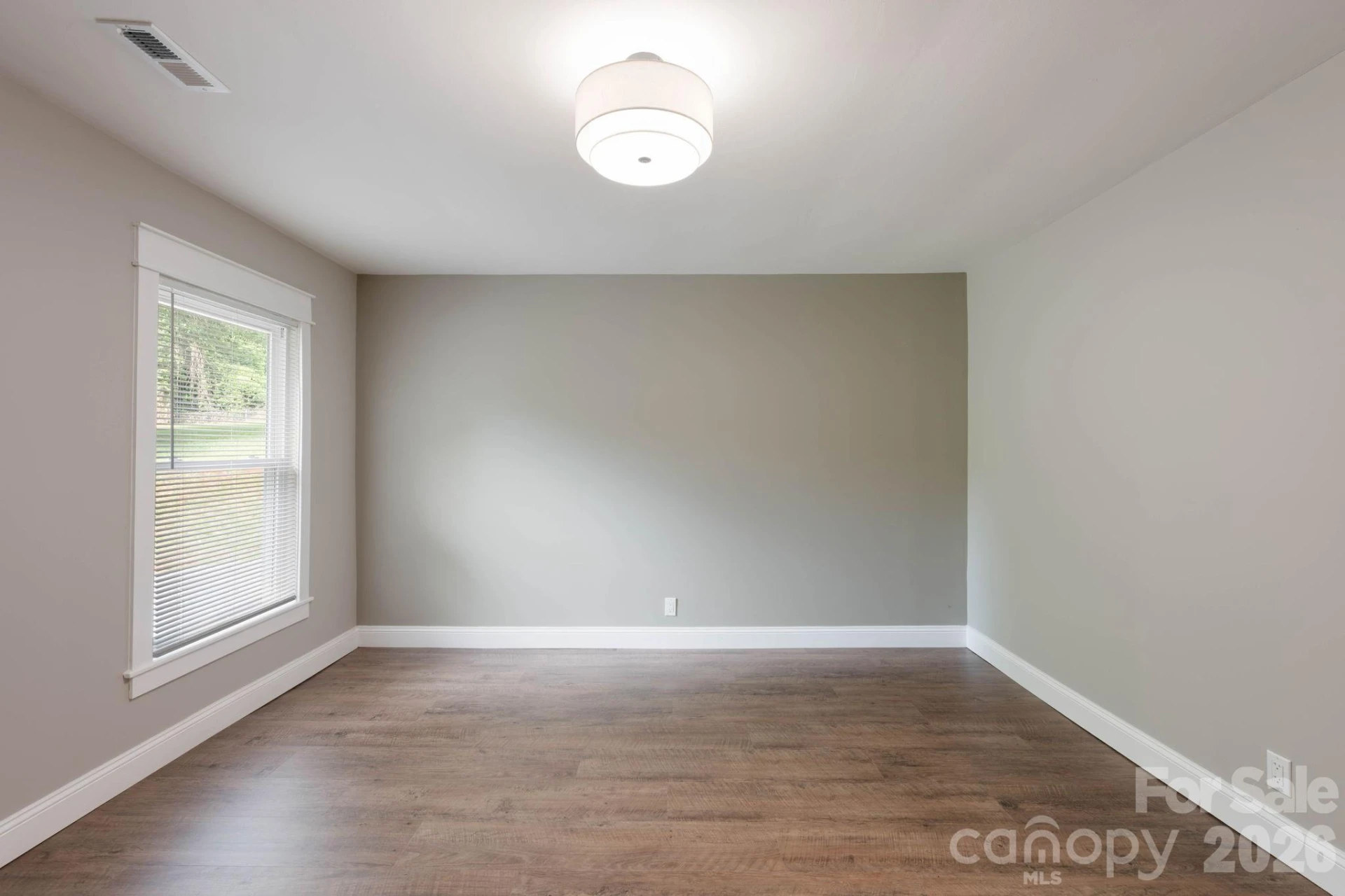 147 N Hillside Street - Photo 15