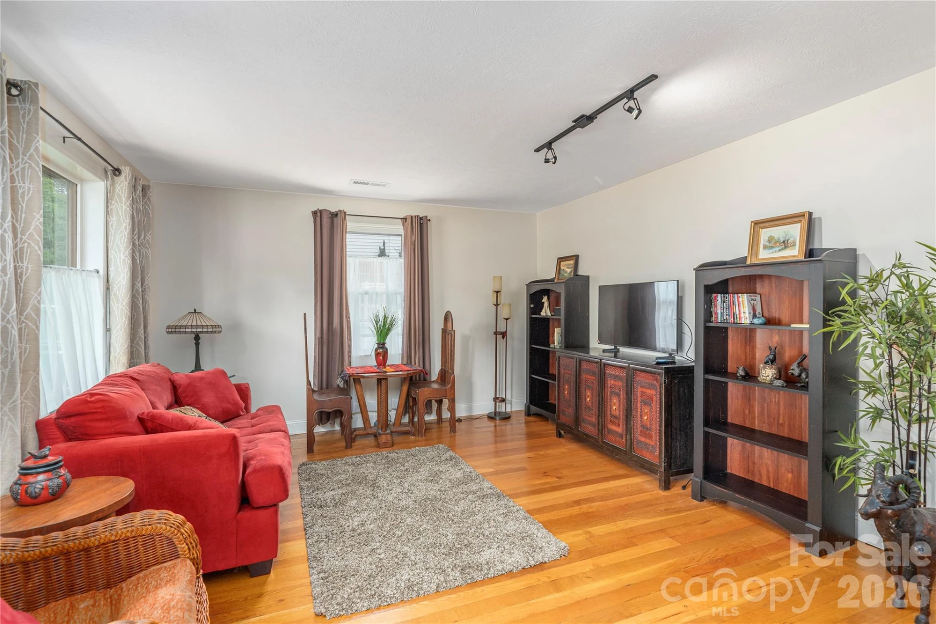 1236 Brown Avenue - Photo 5
