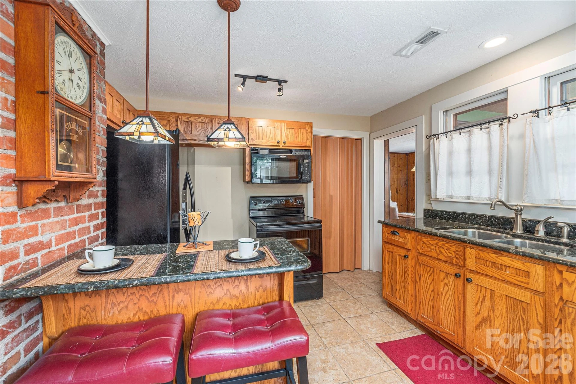 1236 Brown Avenue - Photo 8