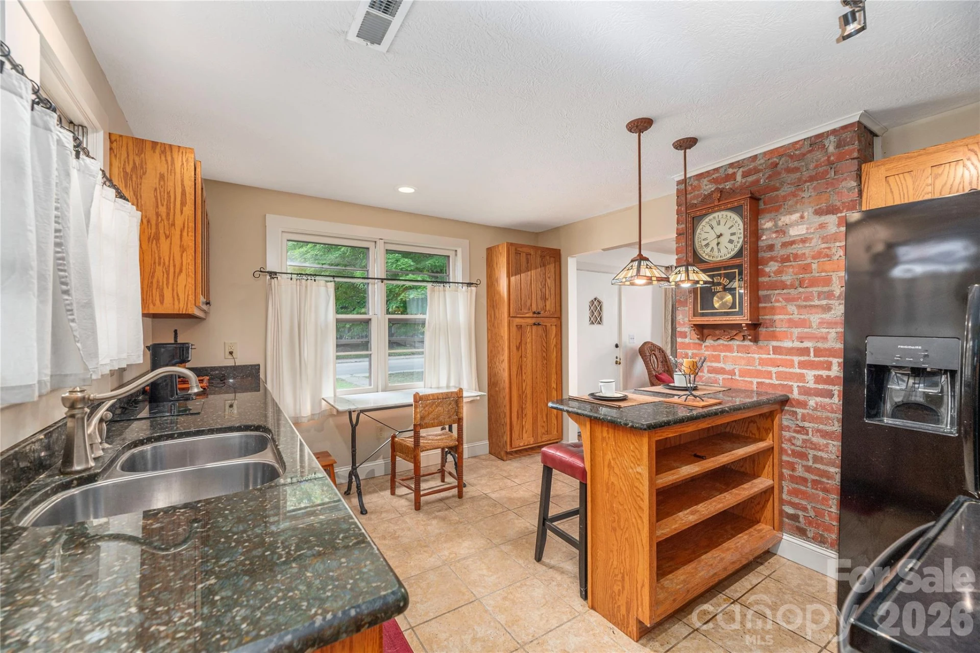 1236 Brown Avenue - Photo 10