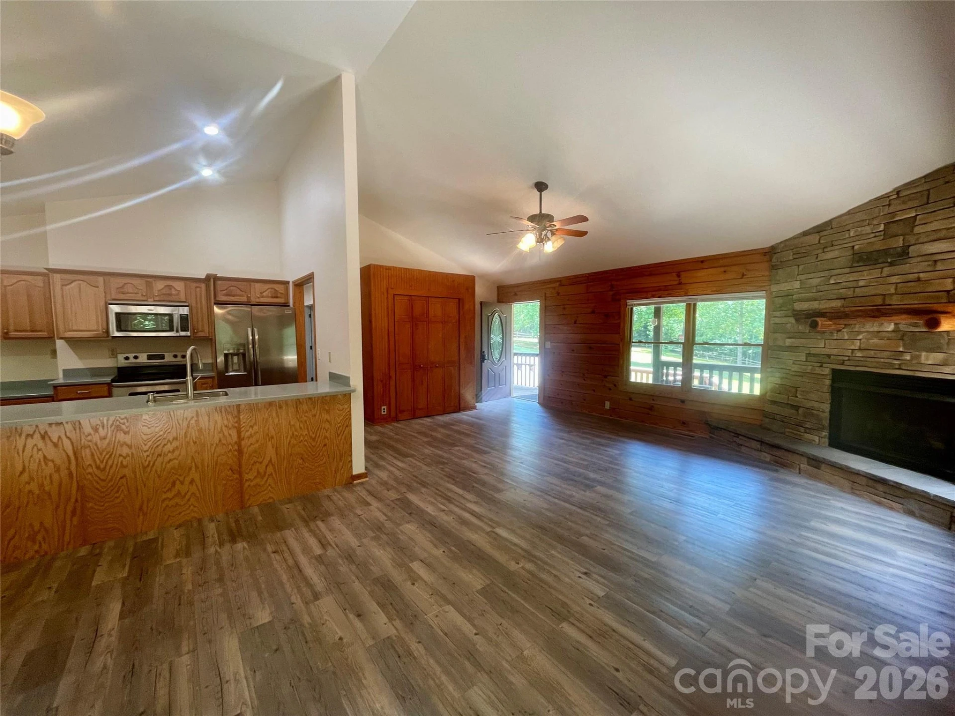 114 Woodstock Lane - Photo 12