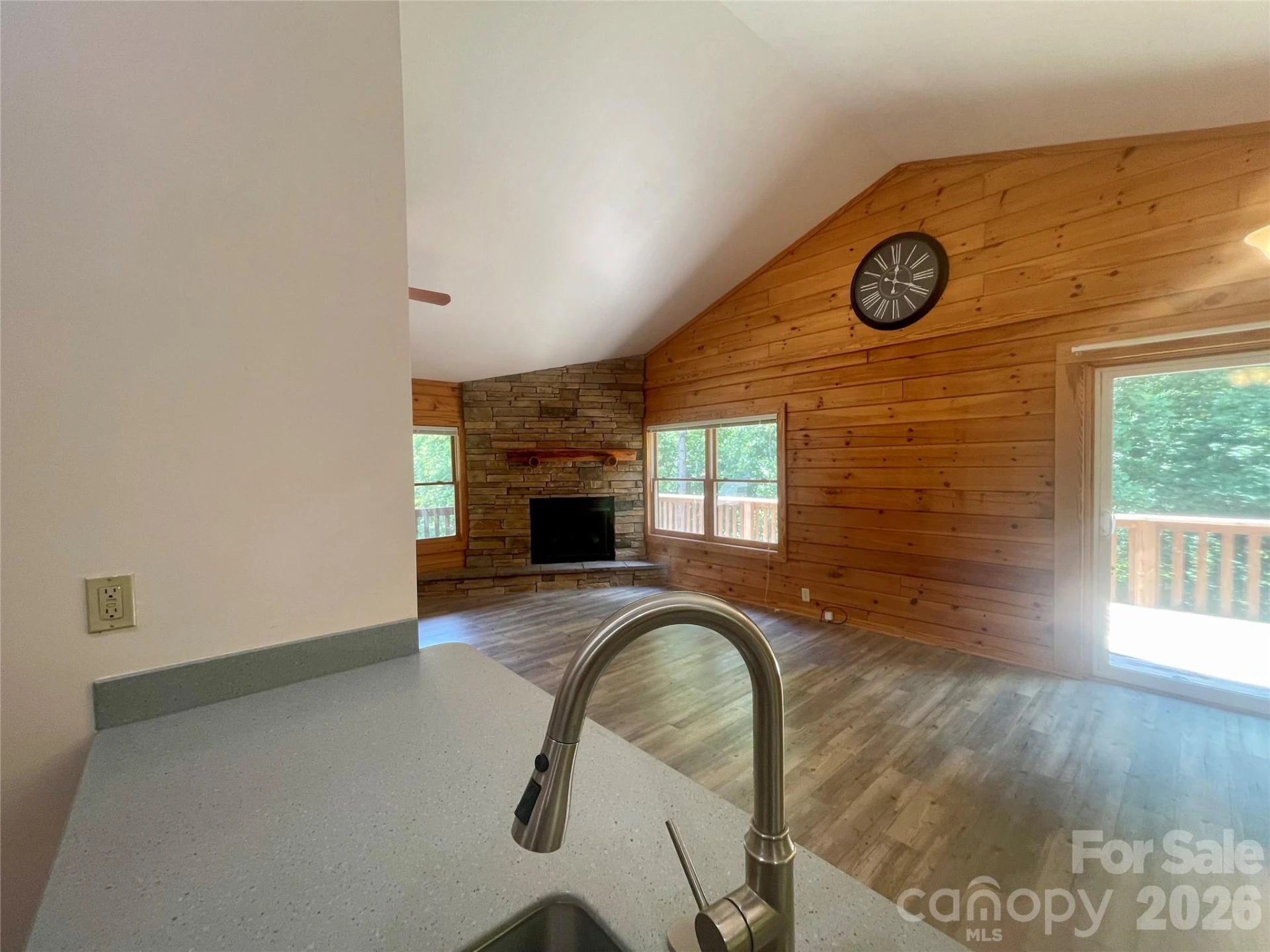 114 Woodstock Lane - Photo 13