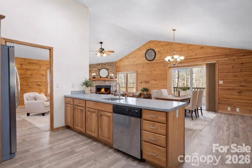 114 Woodstock Lane - Photo 11