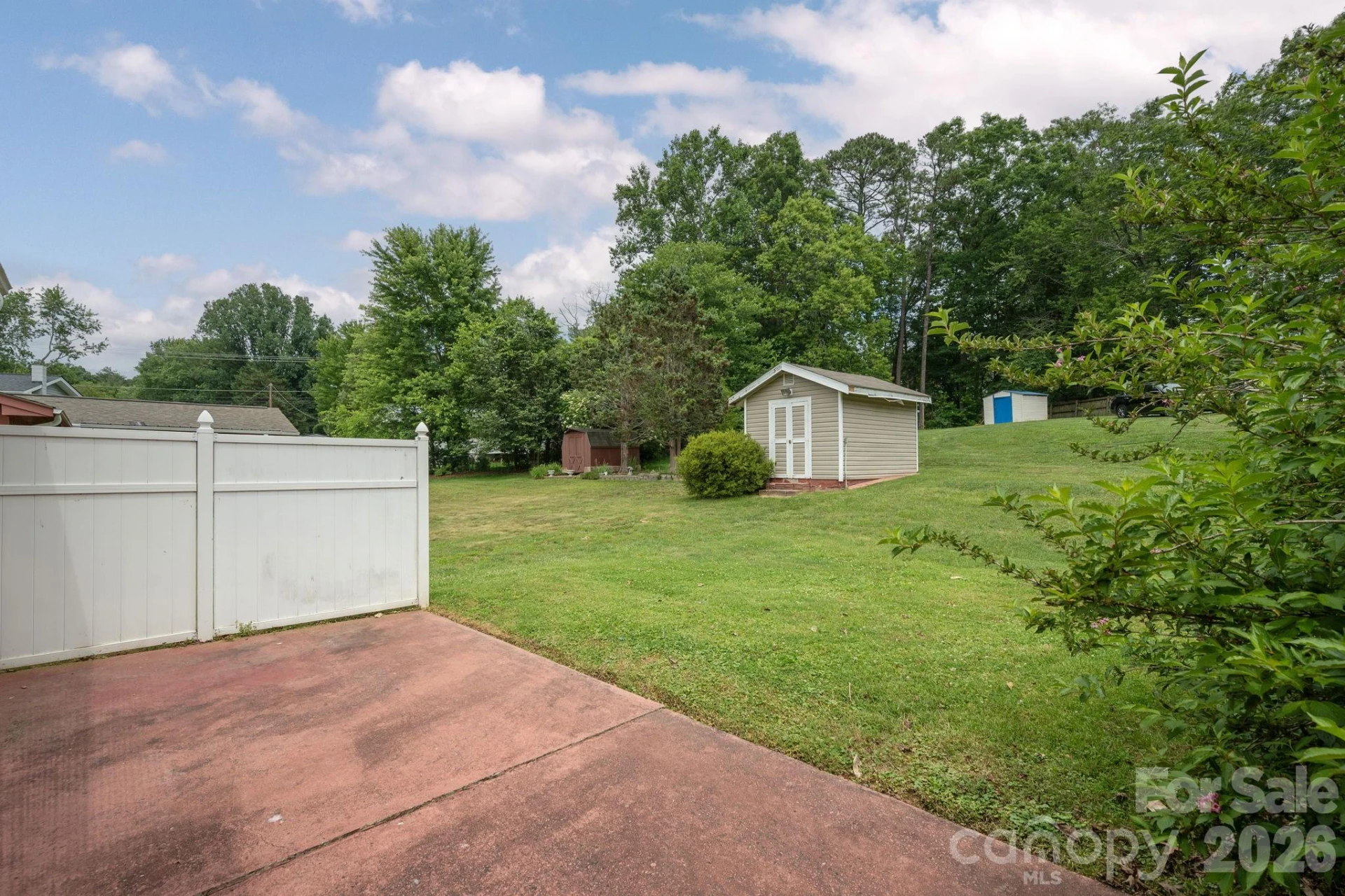 107 MAYWOOD Road - Photo 23