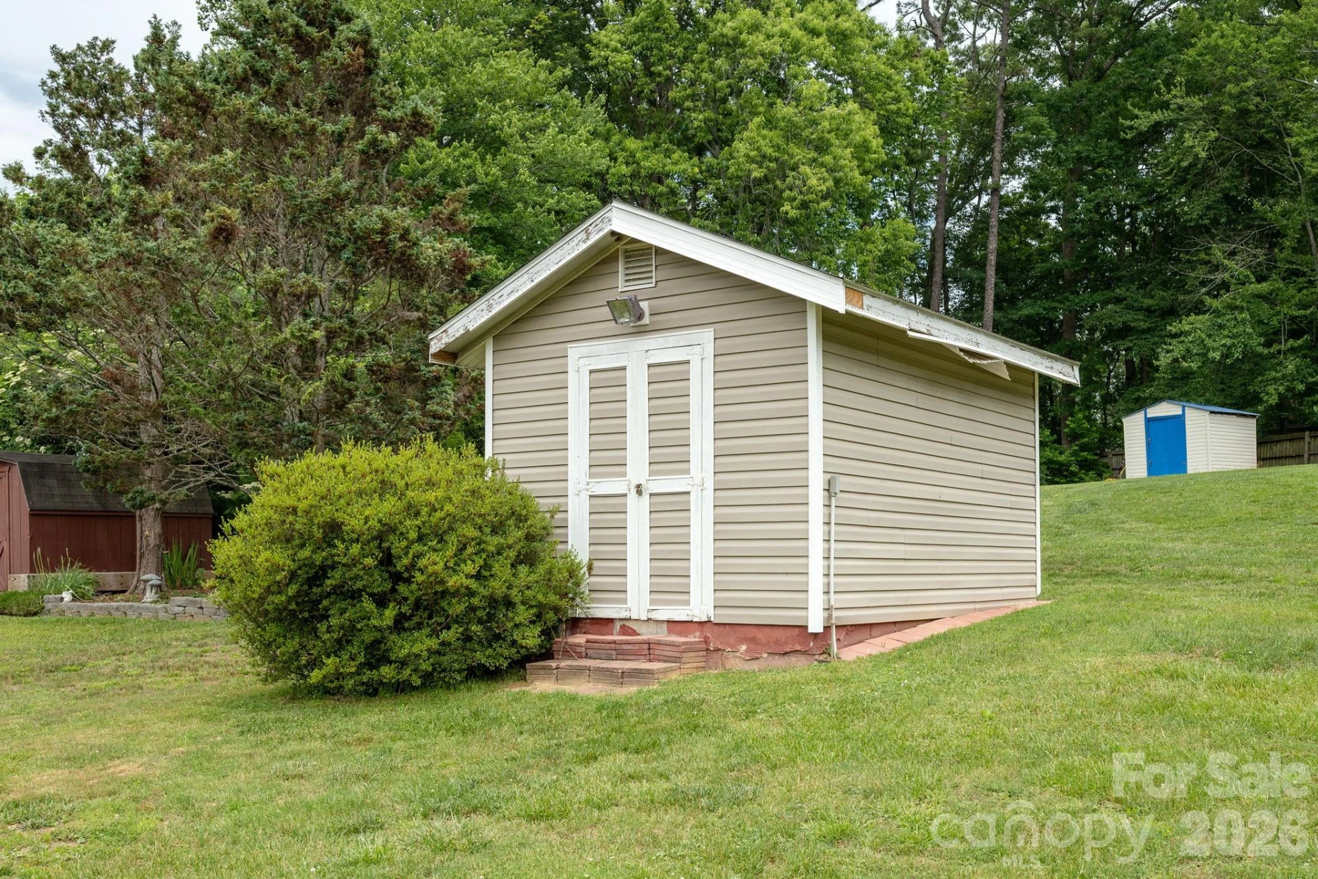 107 MAYWOOD Road - Photo 24