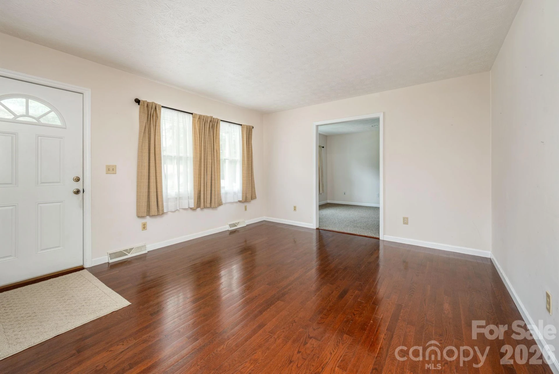 107 MAYWOOD Road - Photo 4