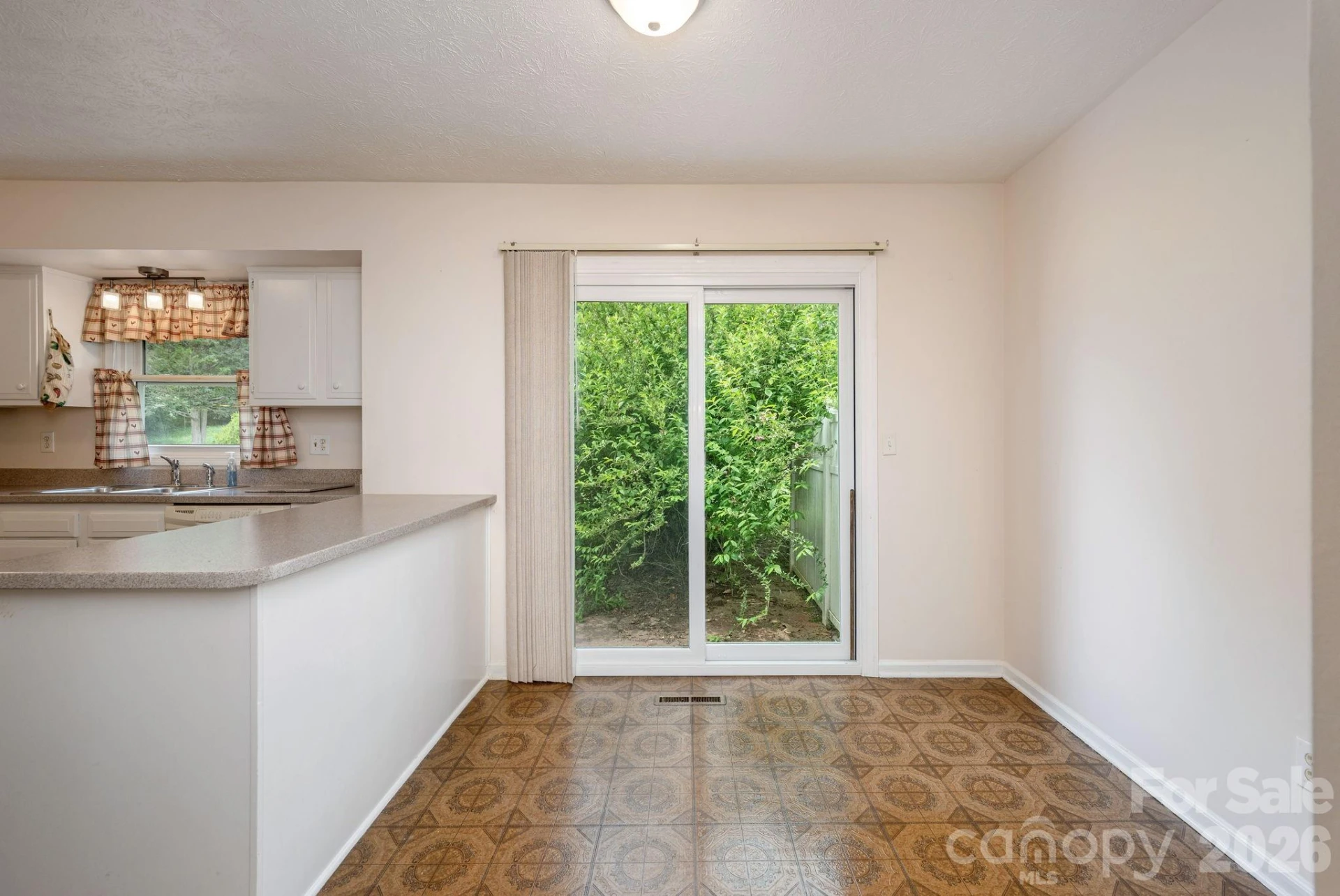 107 MAYWOOD Road - Photo 5
