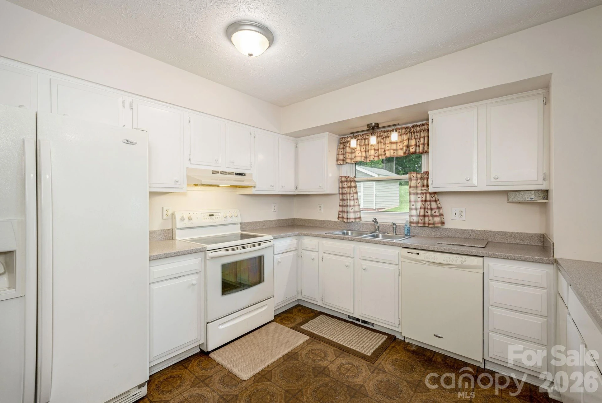 107 MAYWOOD Road - Photo 8