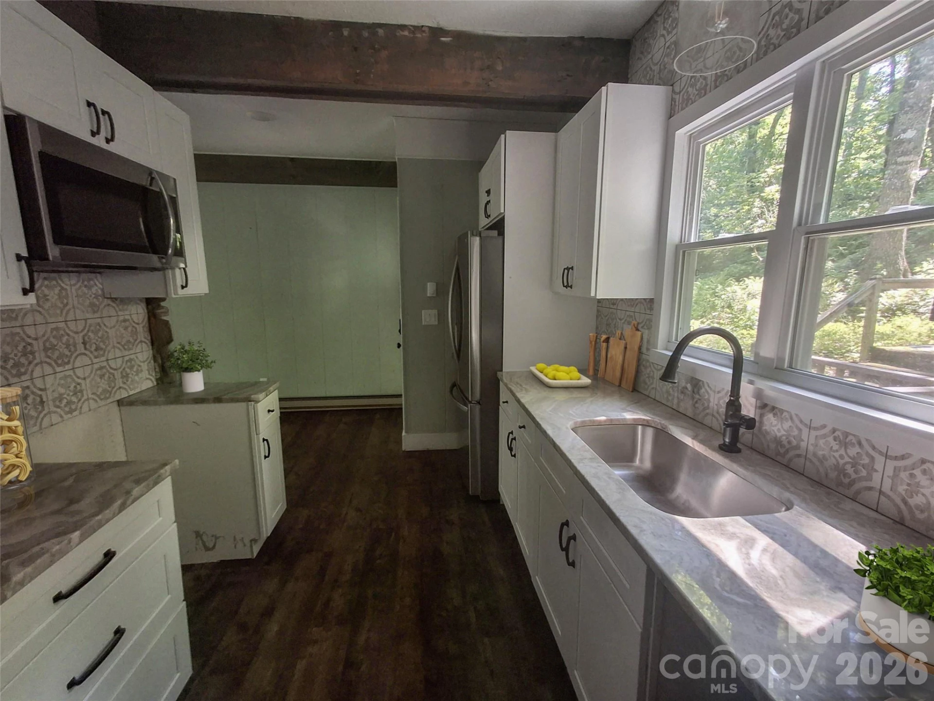 630 Shumont Road - Photo 15