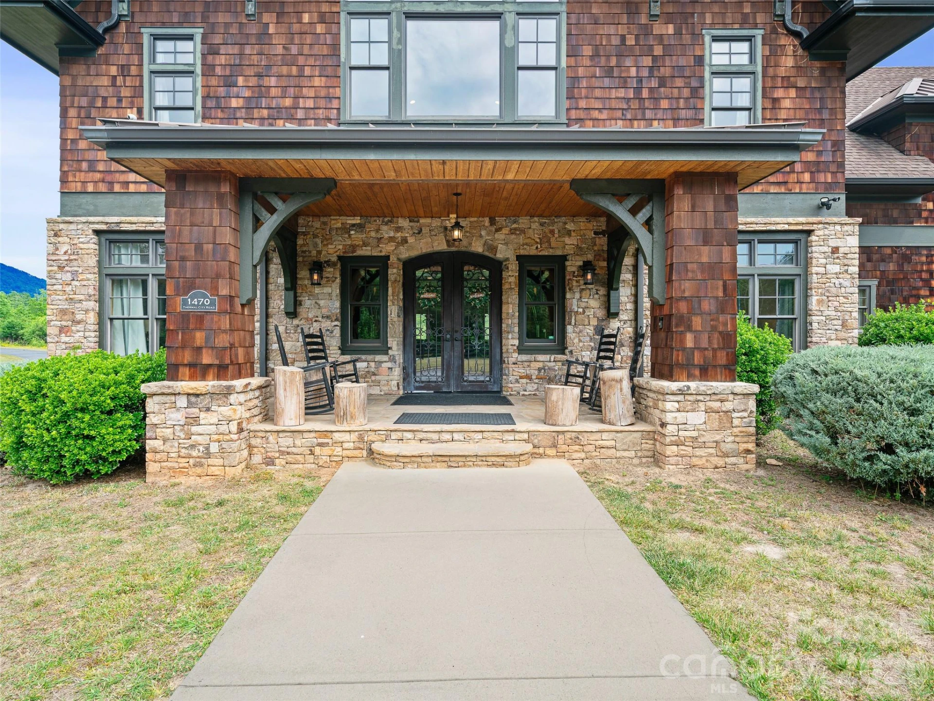 1470 Thermal City Road - Photo 4