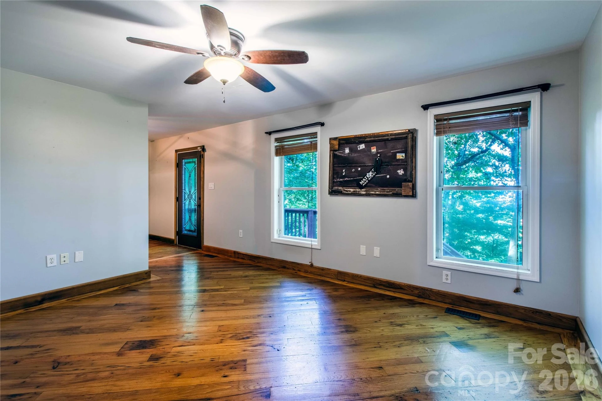 142 Blake Drive - Photo 3