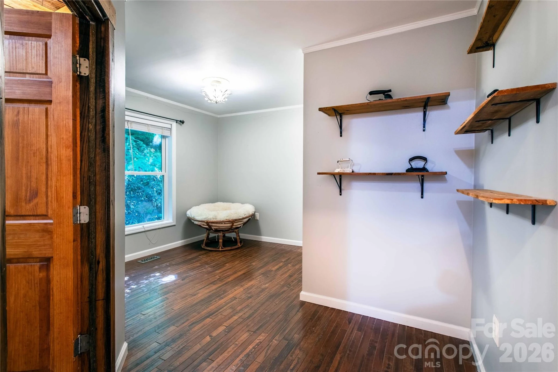 142 Blake Drive - Photo 5