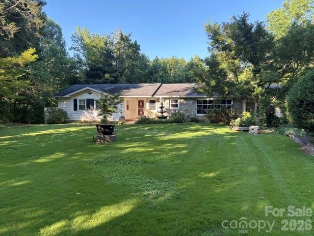 255 Glengarnock Road - Photo 2