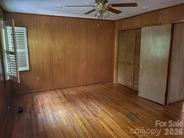 255 Glengarnock Road - Photo 15