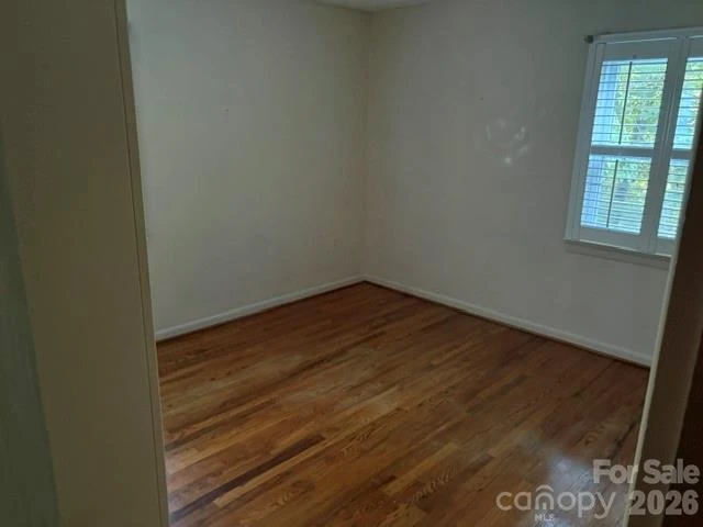 255 Glengarnock Road - Photo 18