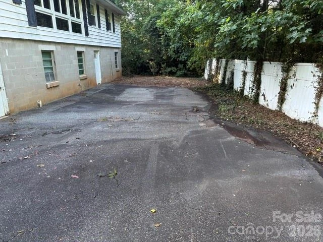 255 Glengarnock Road - Photo 5