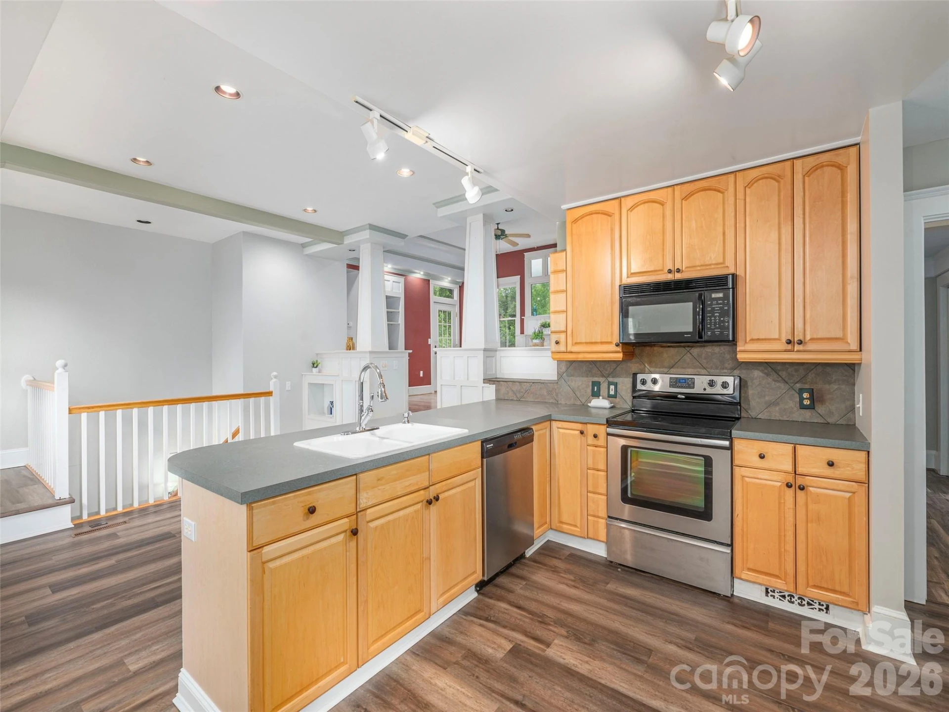 136 Assembly Street - Photo 6