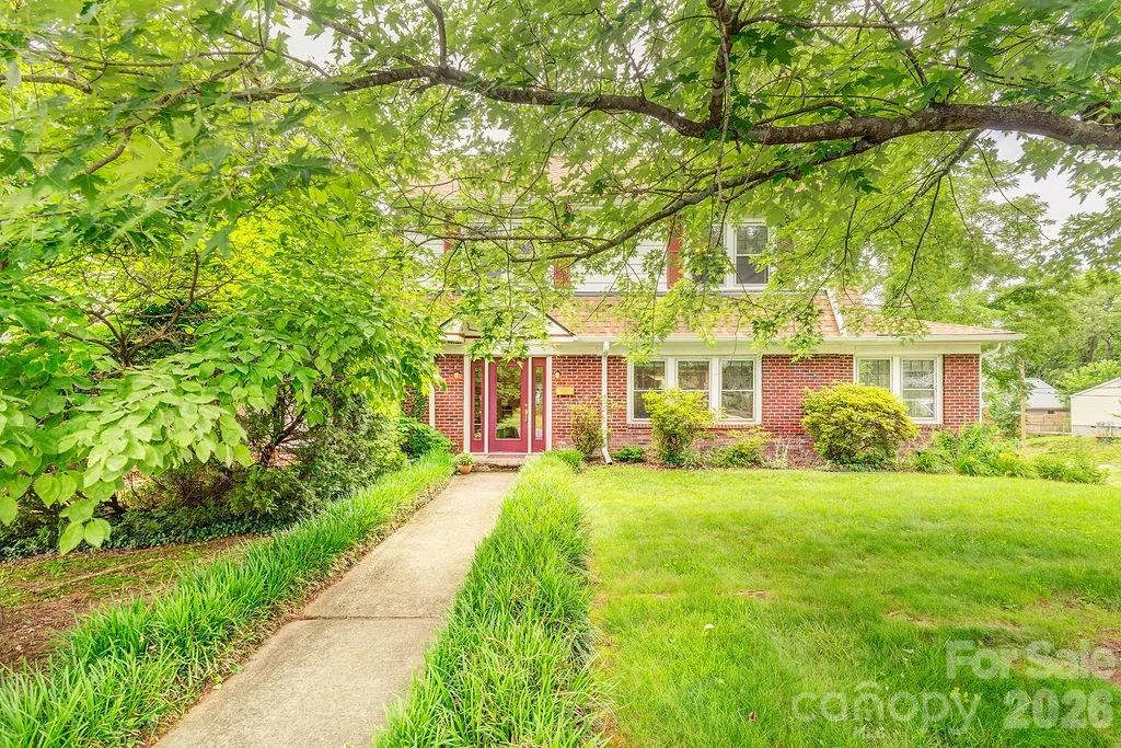 133 Westwood Place - Photo 2