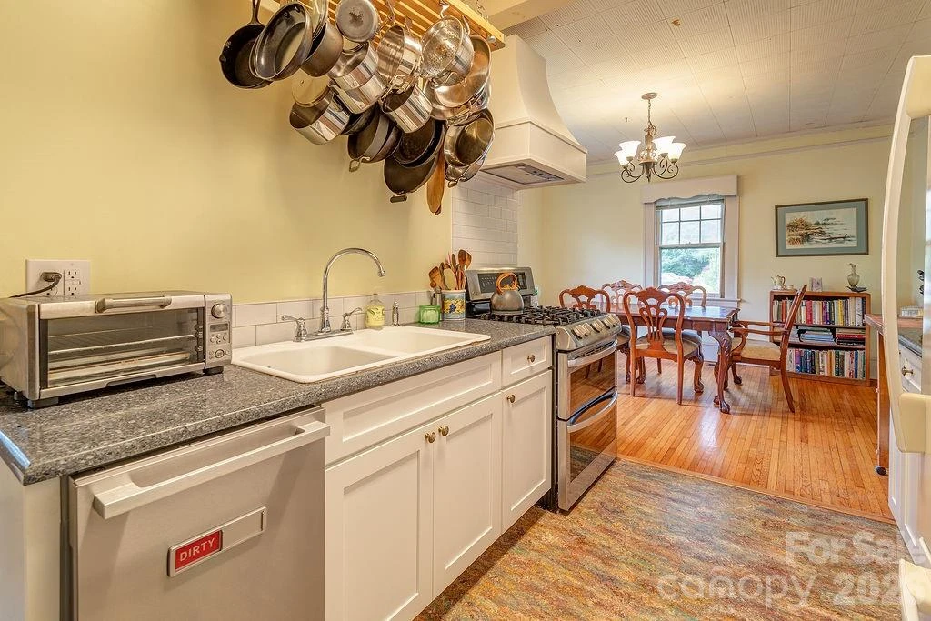 133 Westwood Place - Photo 12