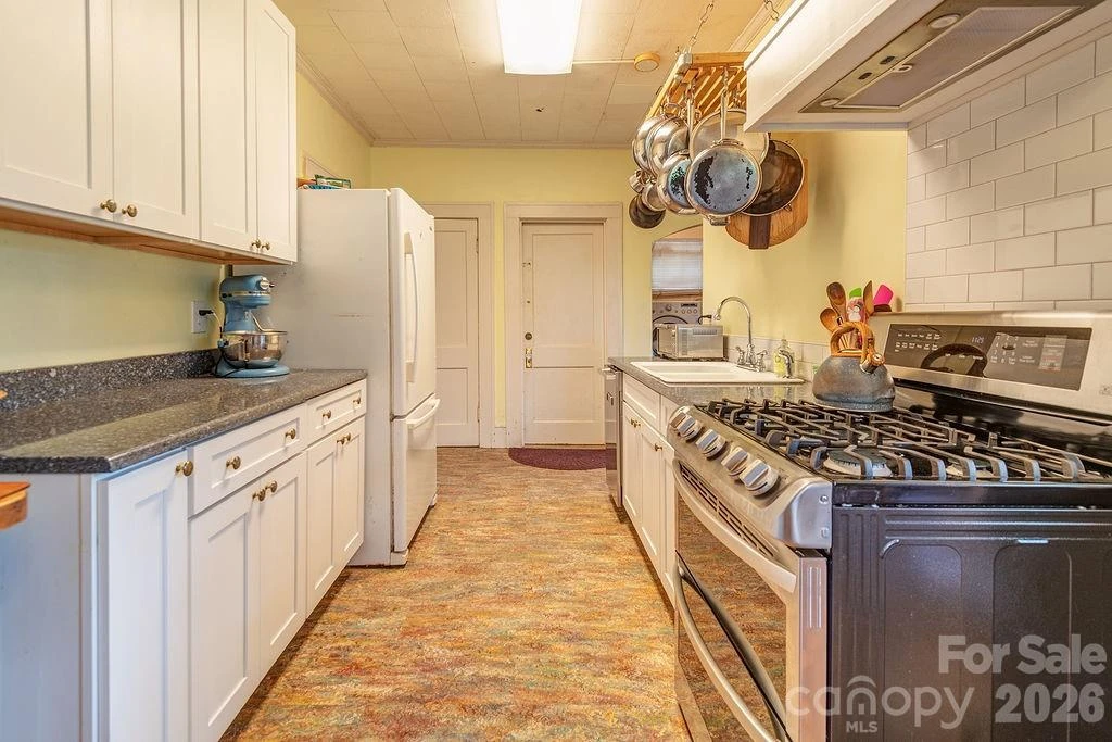133 Westwood Place - Photo 10