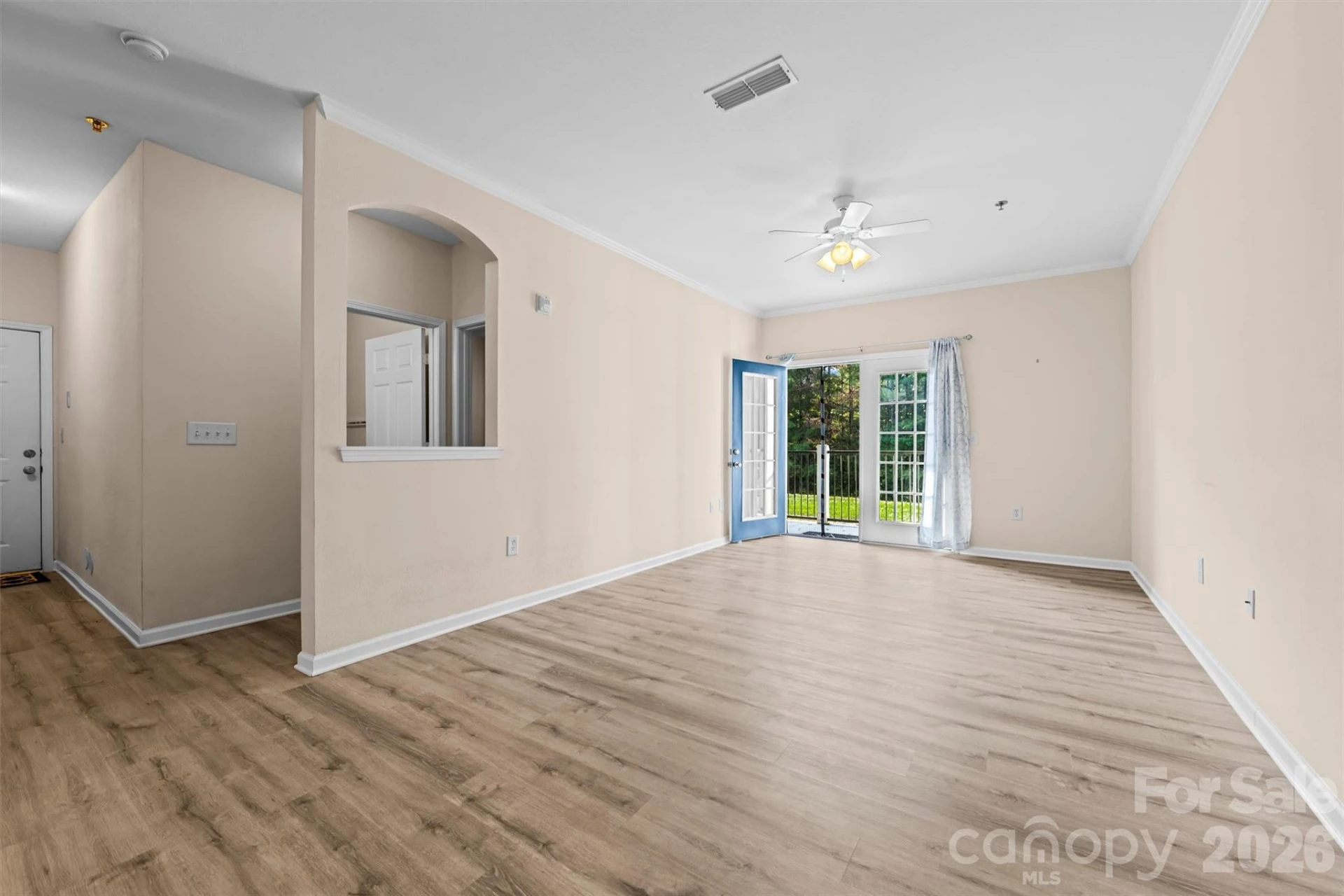 100 Vista Lake Drive #3 - Photo 2