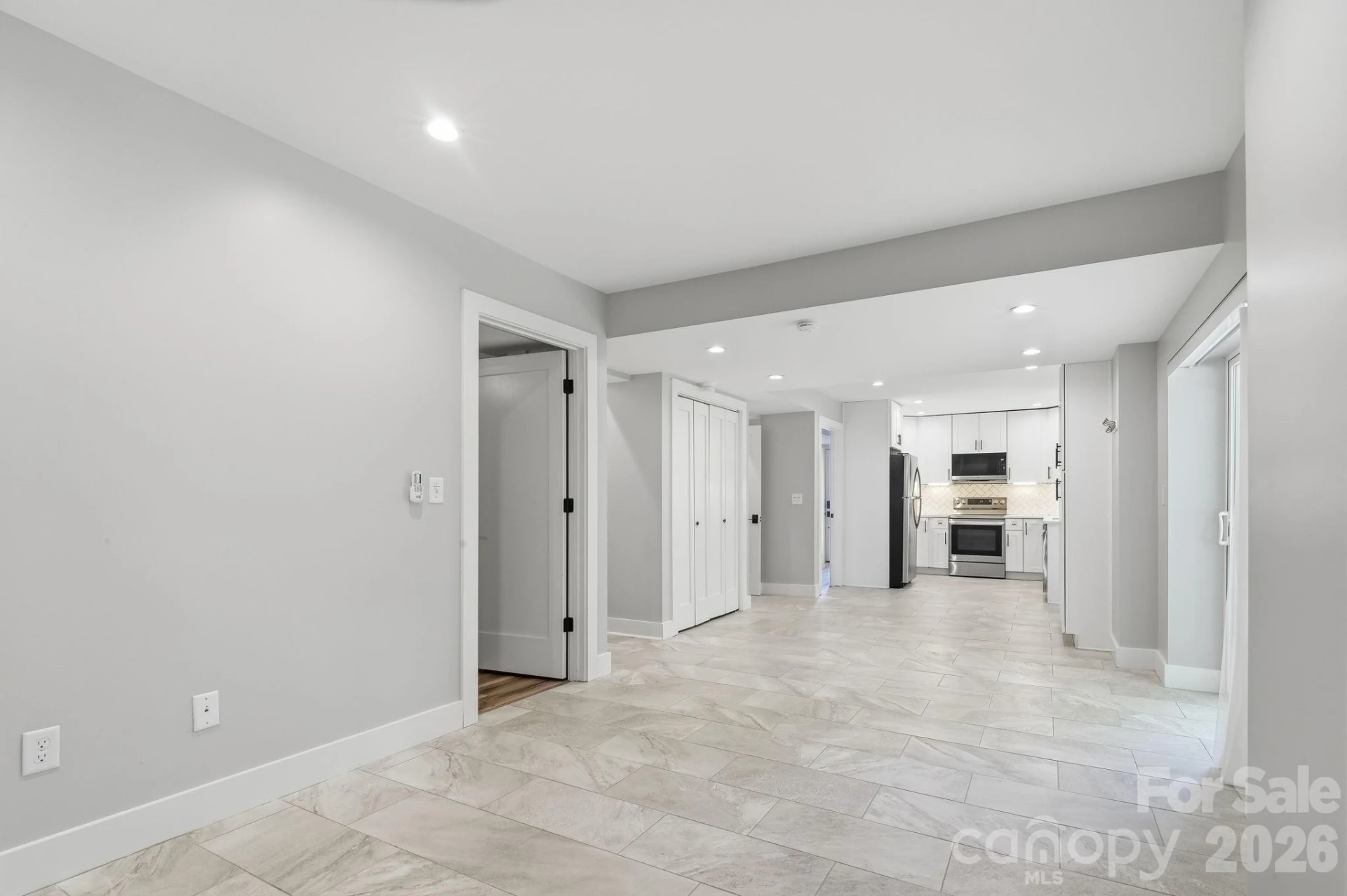 77 Trotter Place - Photo 15