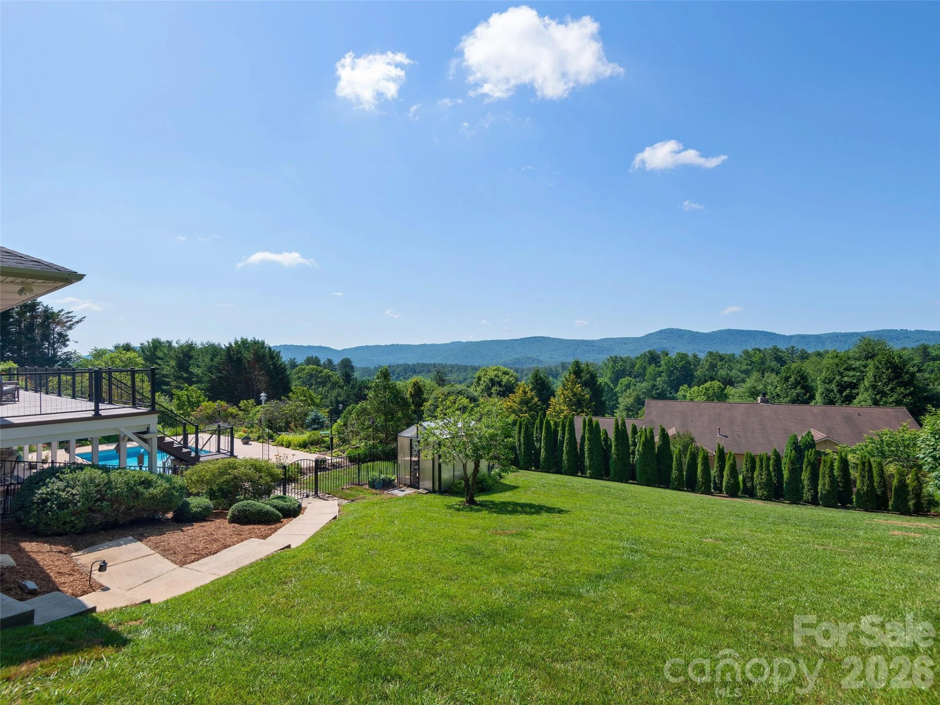18 Thornapple Drive - Photo 44