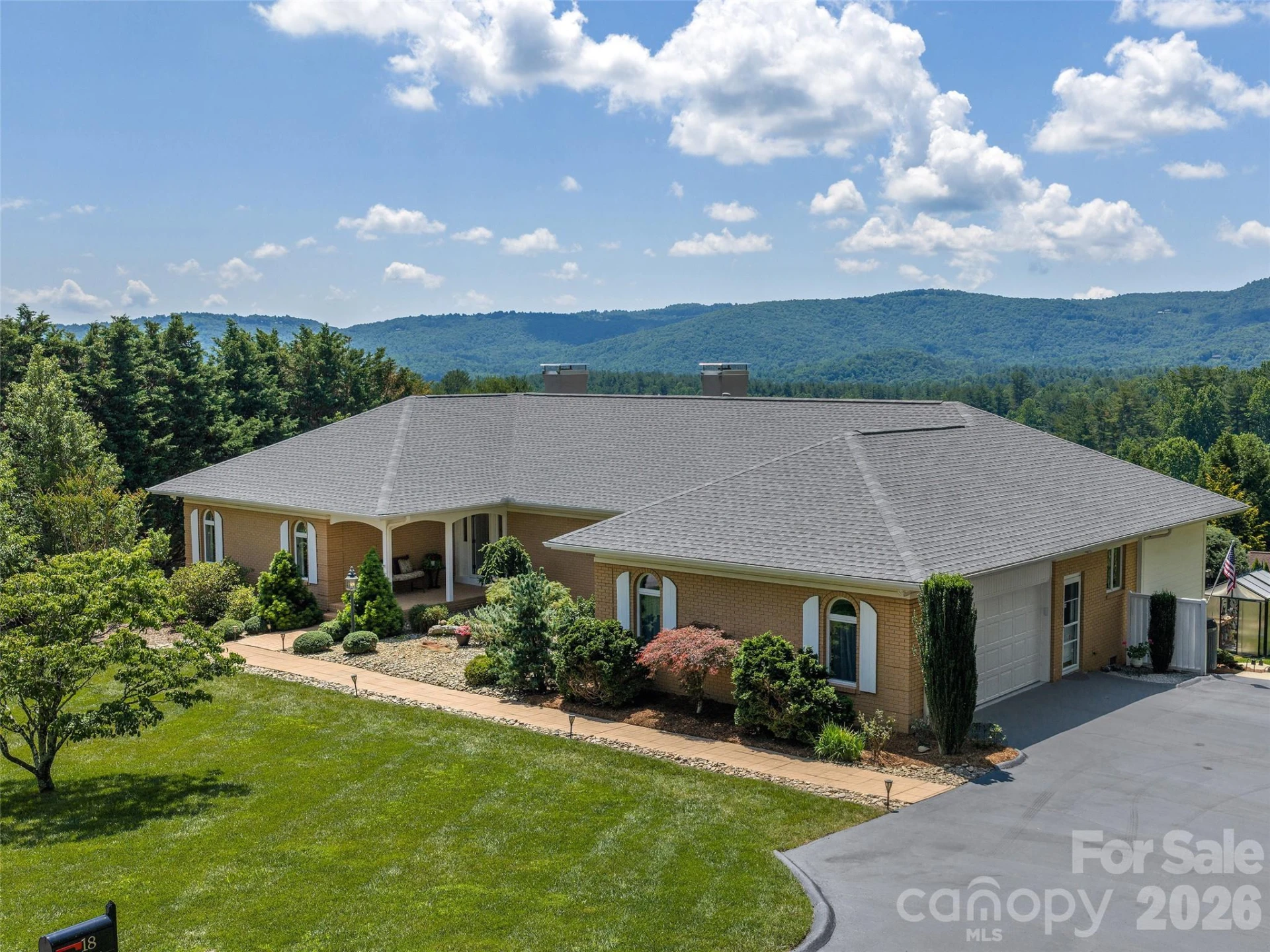 18 Thornapple Drive - Photo 7