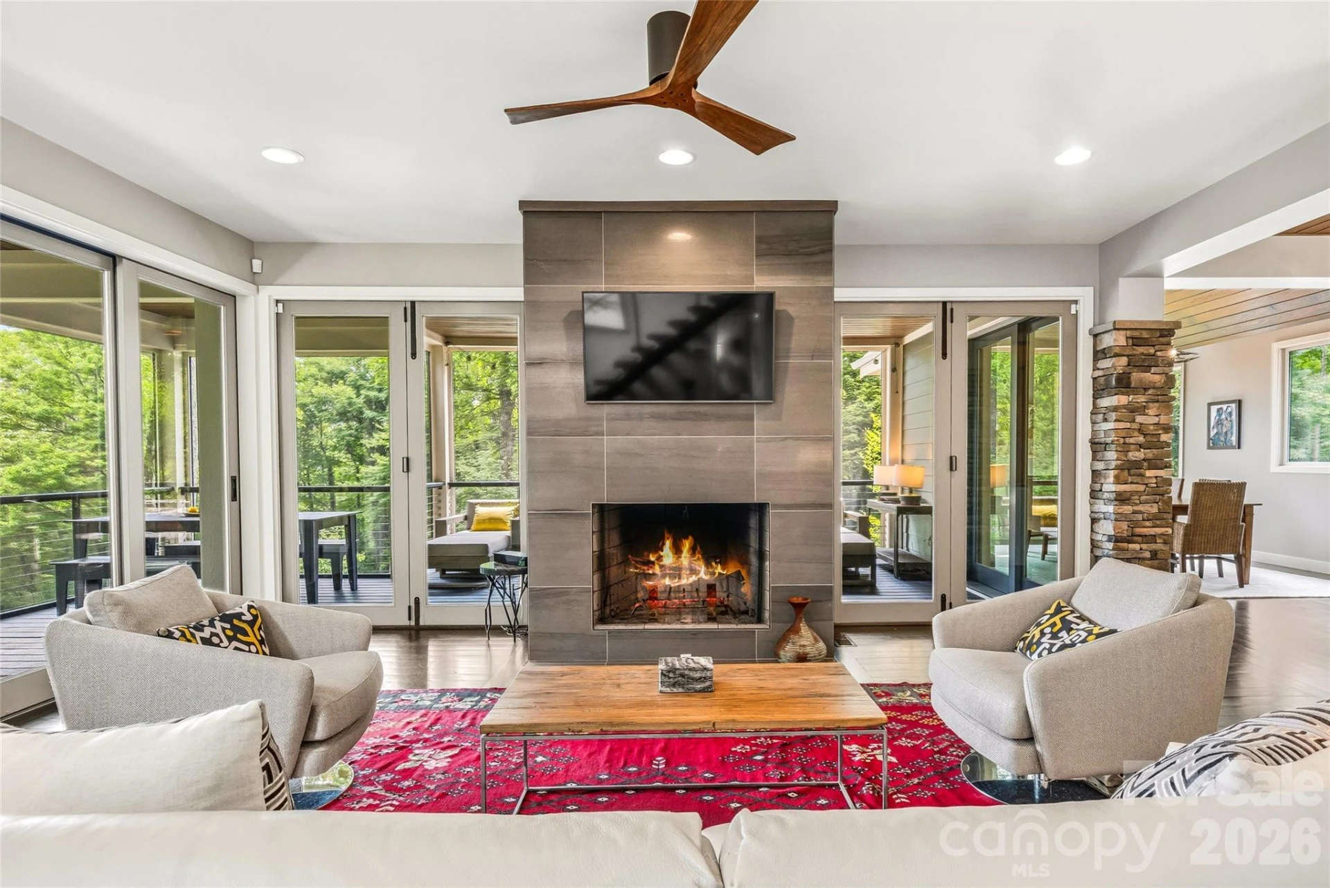 233 Tanglewood Lane - Photo 3