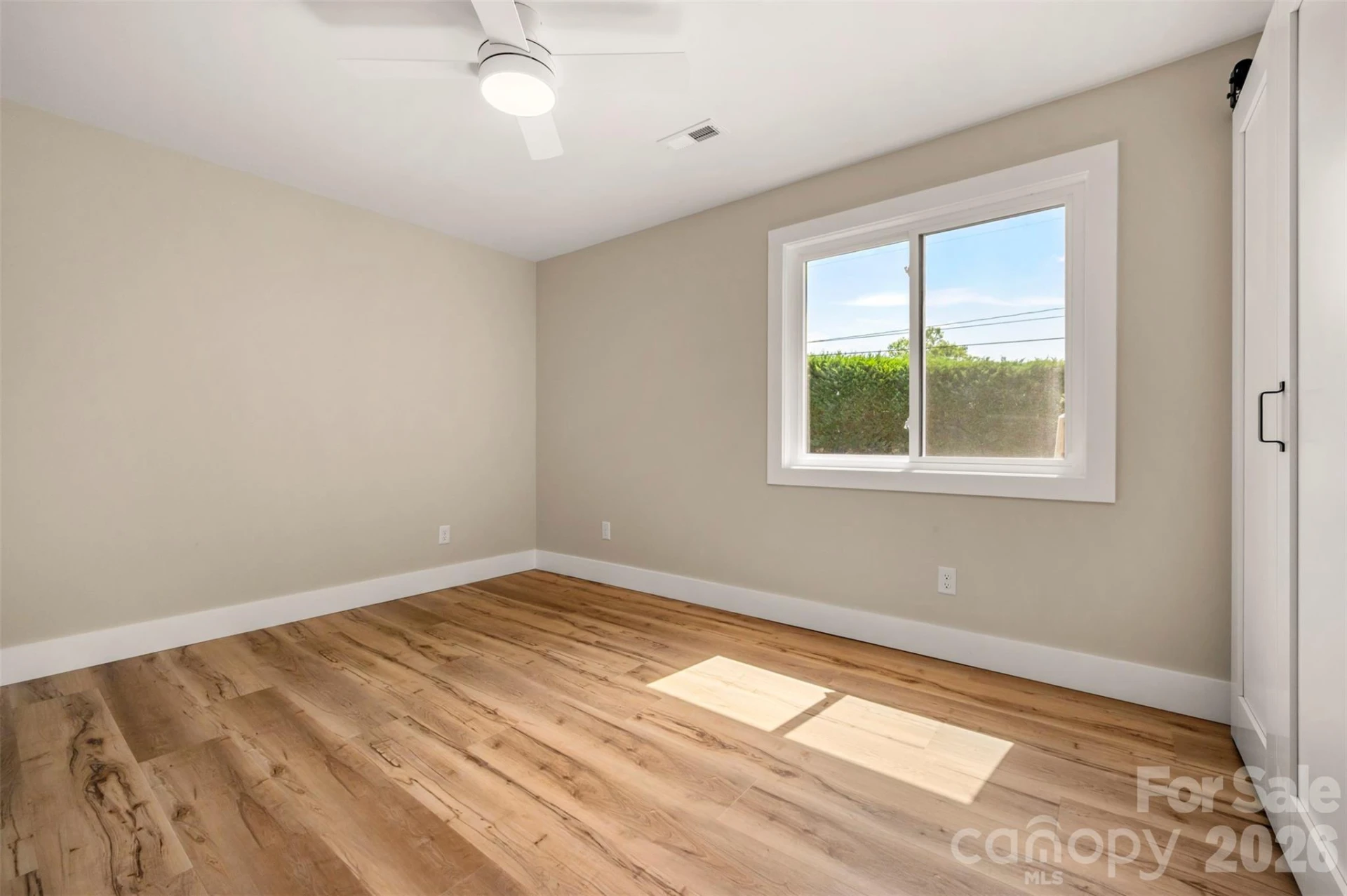 323 Stepp Avenue - Photo 9