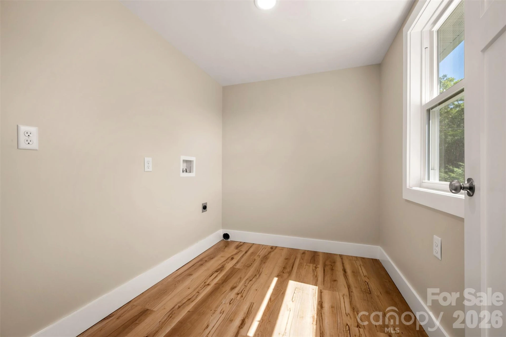 323 Stepp Avenue - Photo 4