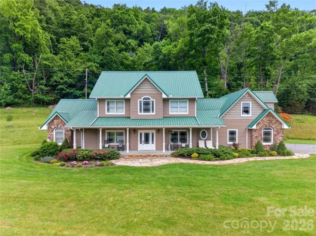 227 Black Bear Cove, Clyde, NC, 28721