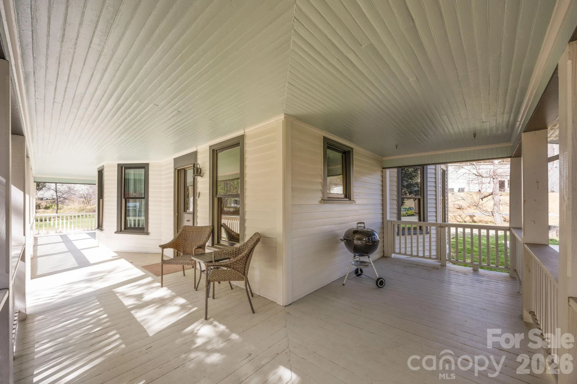 615 Rose Hill Road - Photo 4