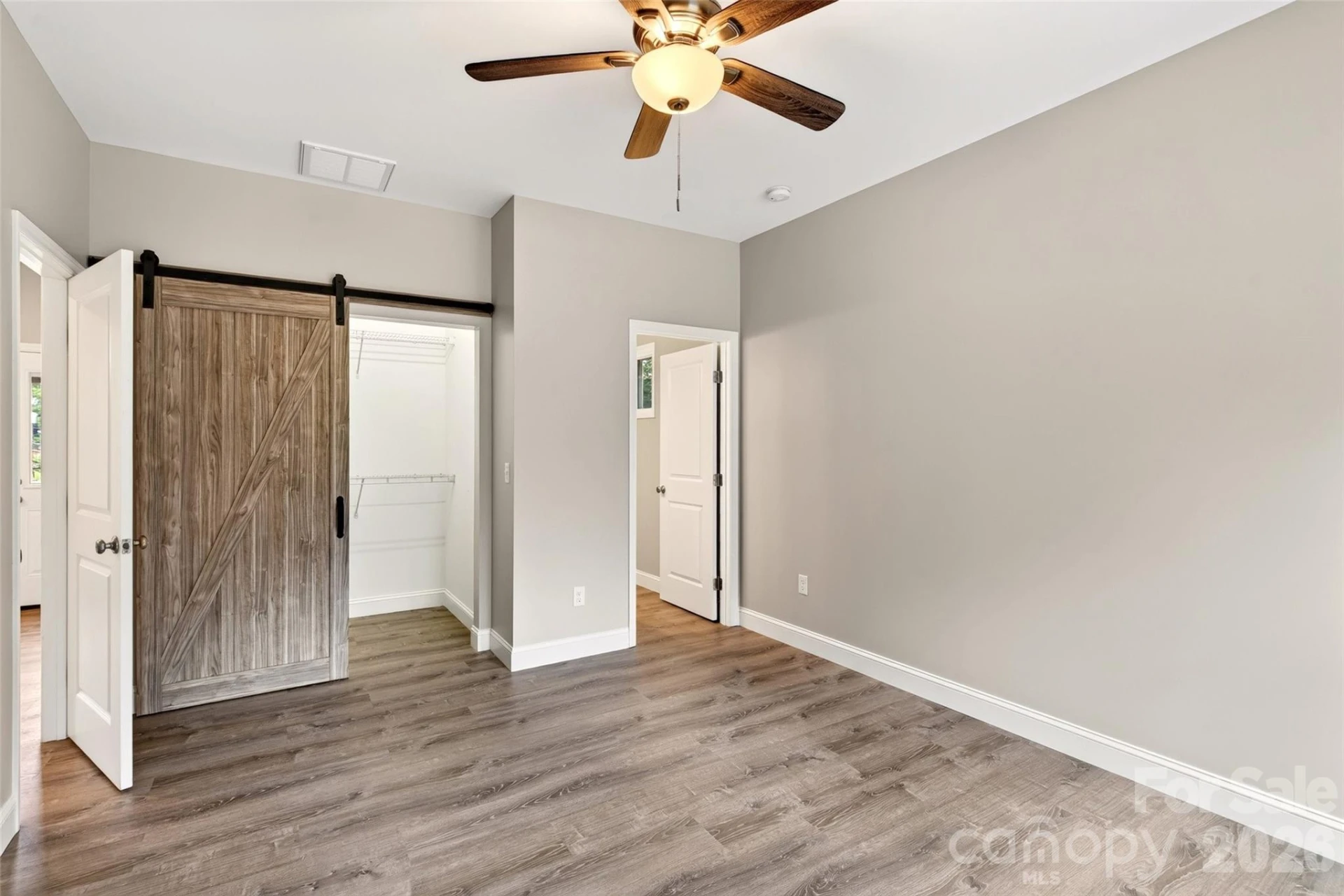 88 Walker Street - Photo 14