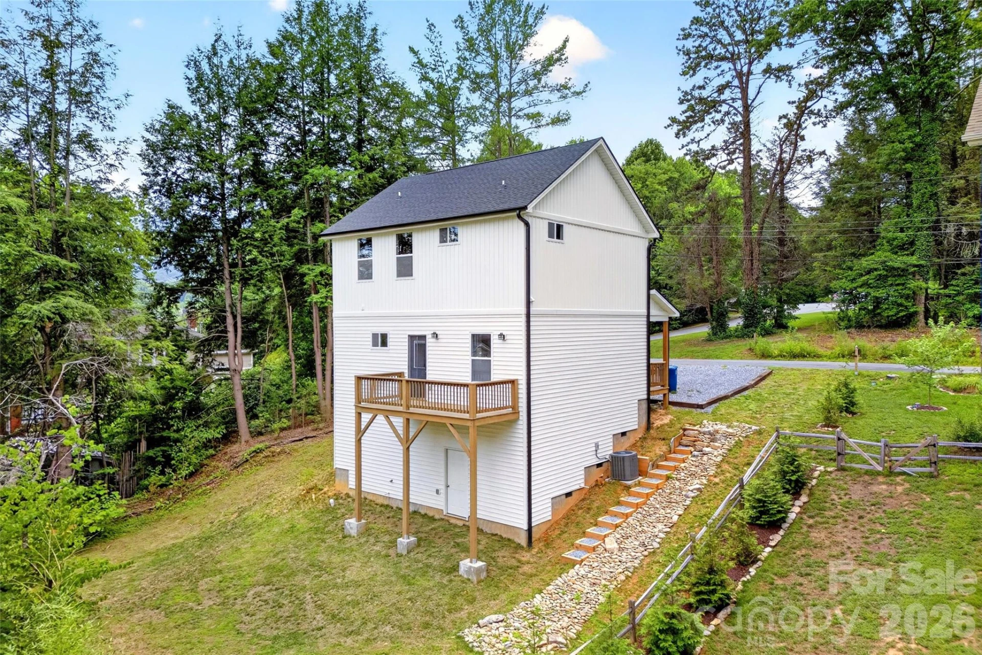 88 Walker Street - Photo 2