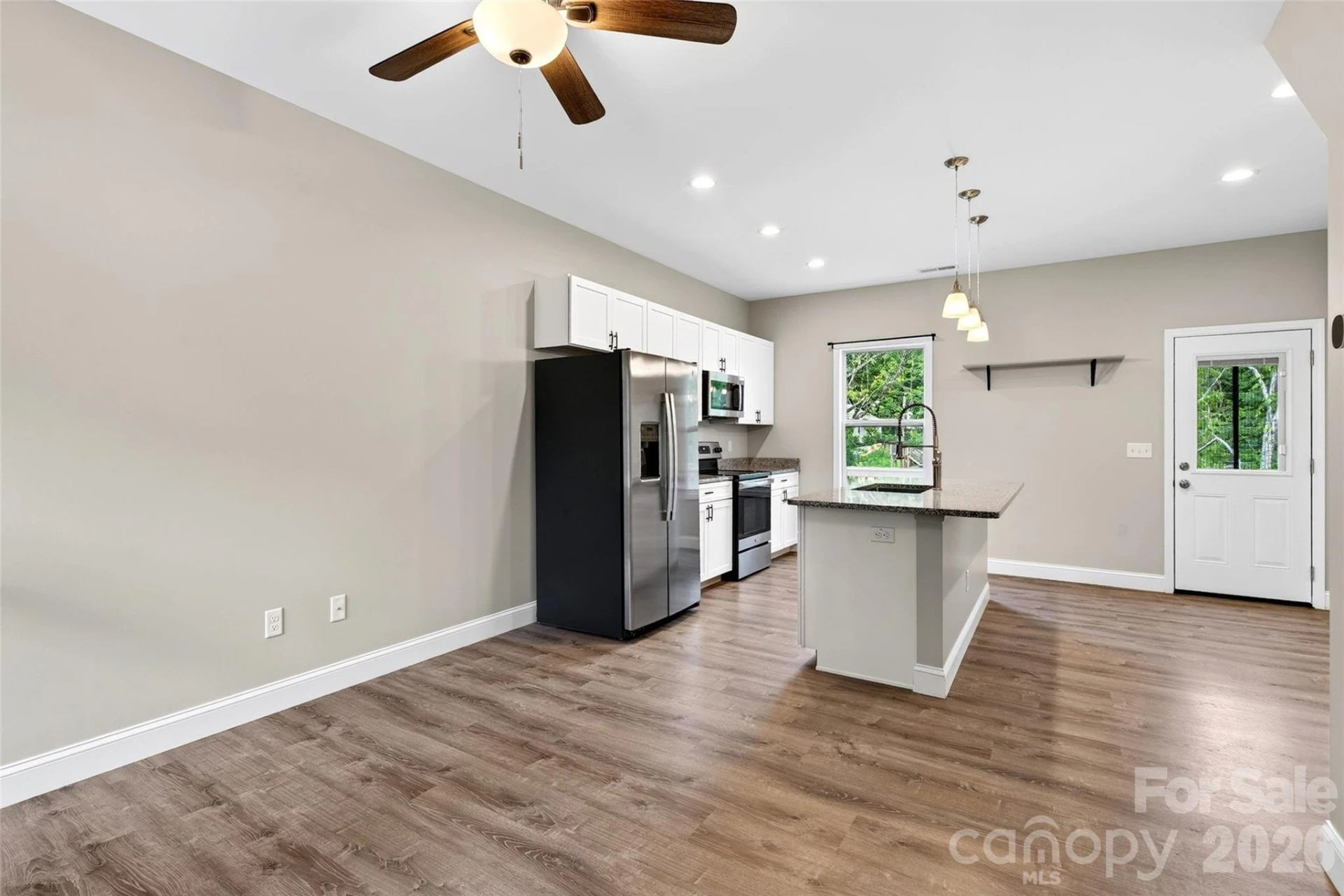 88 Walker Street - Photo 8