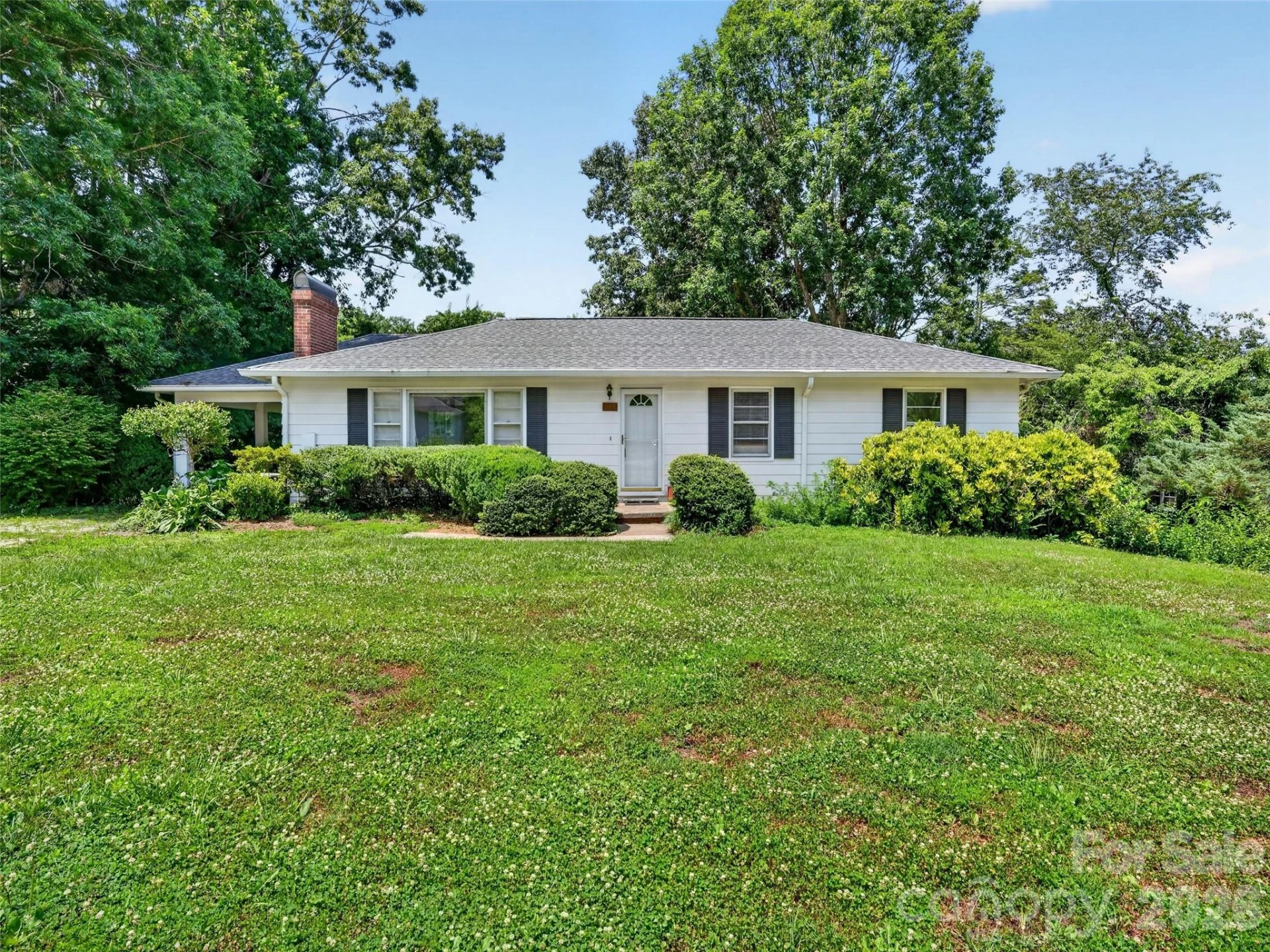 3112 Wesley Way - Photo 2