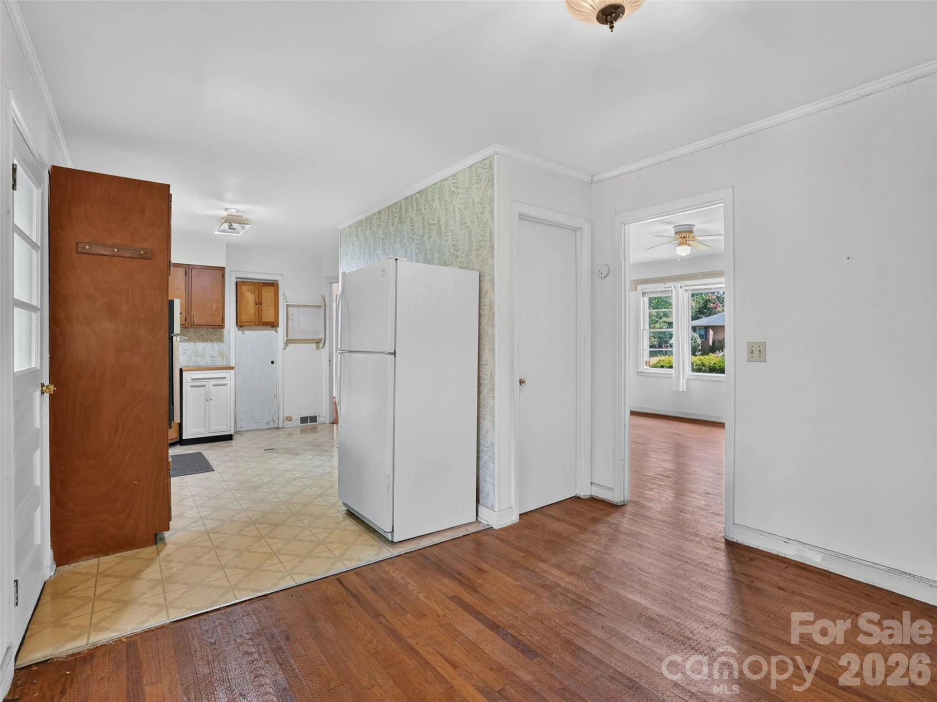 3112 Wesley Way - Photo 12